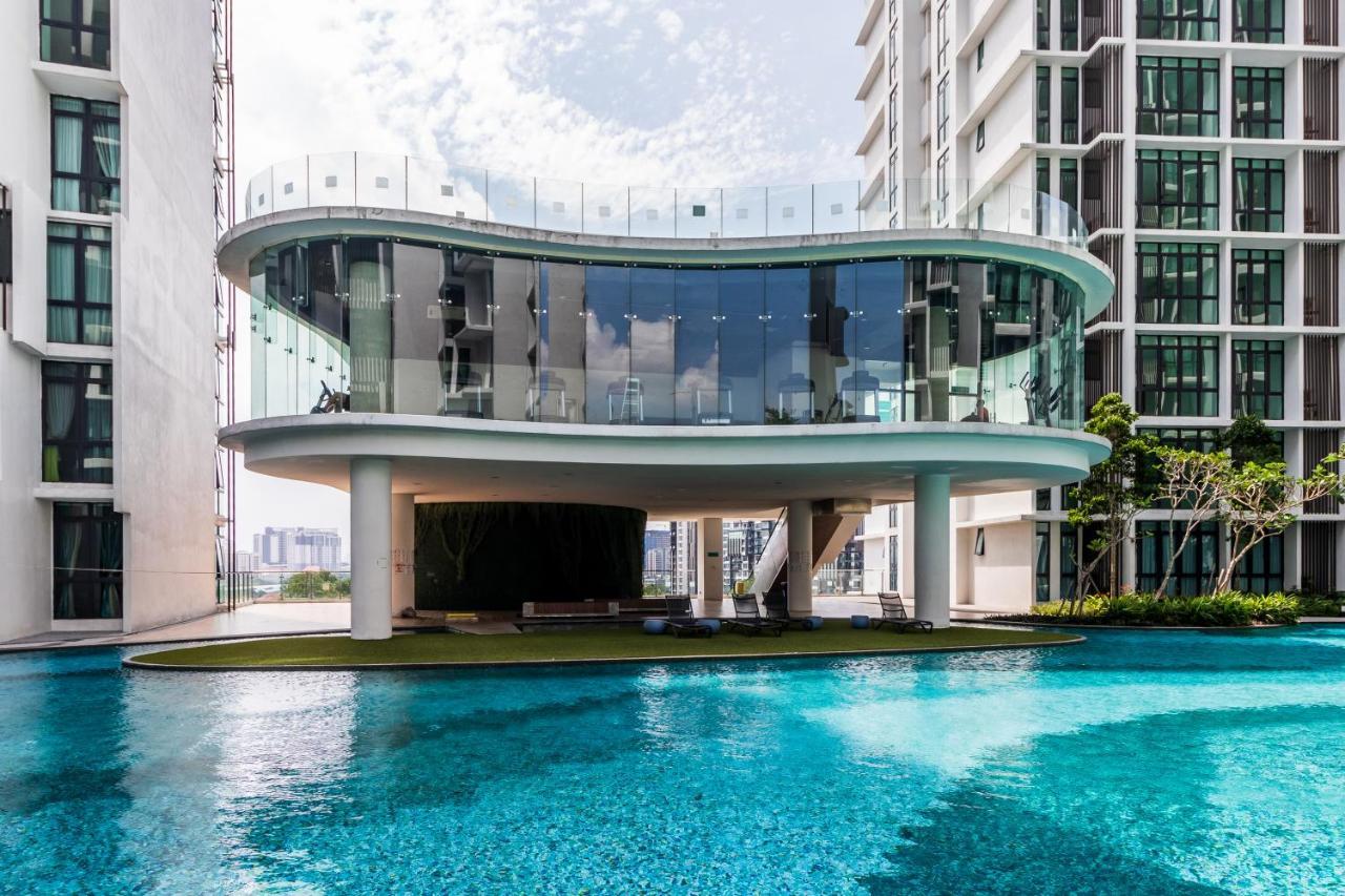 H20 Residence Ara Damansara By Airhost Petaling Jaya Esterno foto
