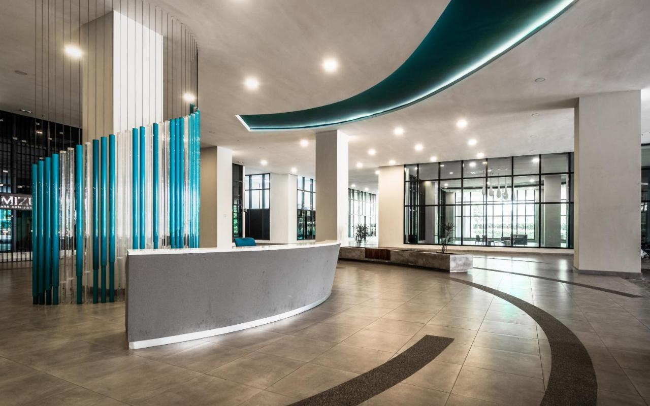 H20 Residence Ara Damansara By Airhost Petaling Jaya Esterno foto