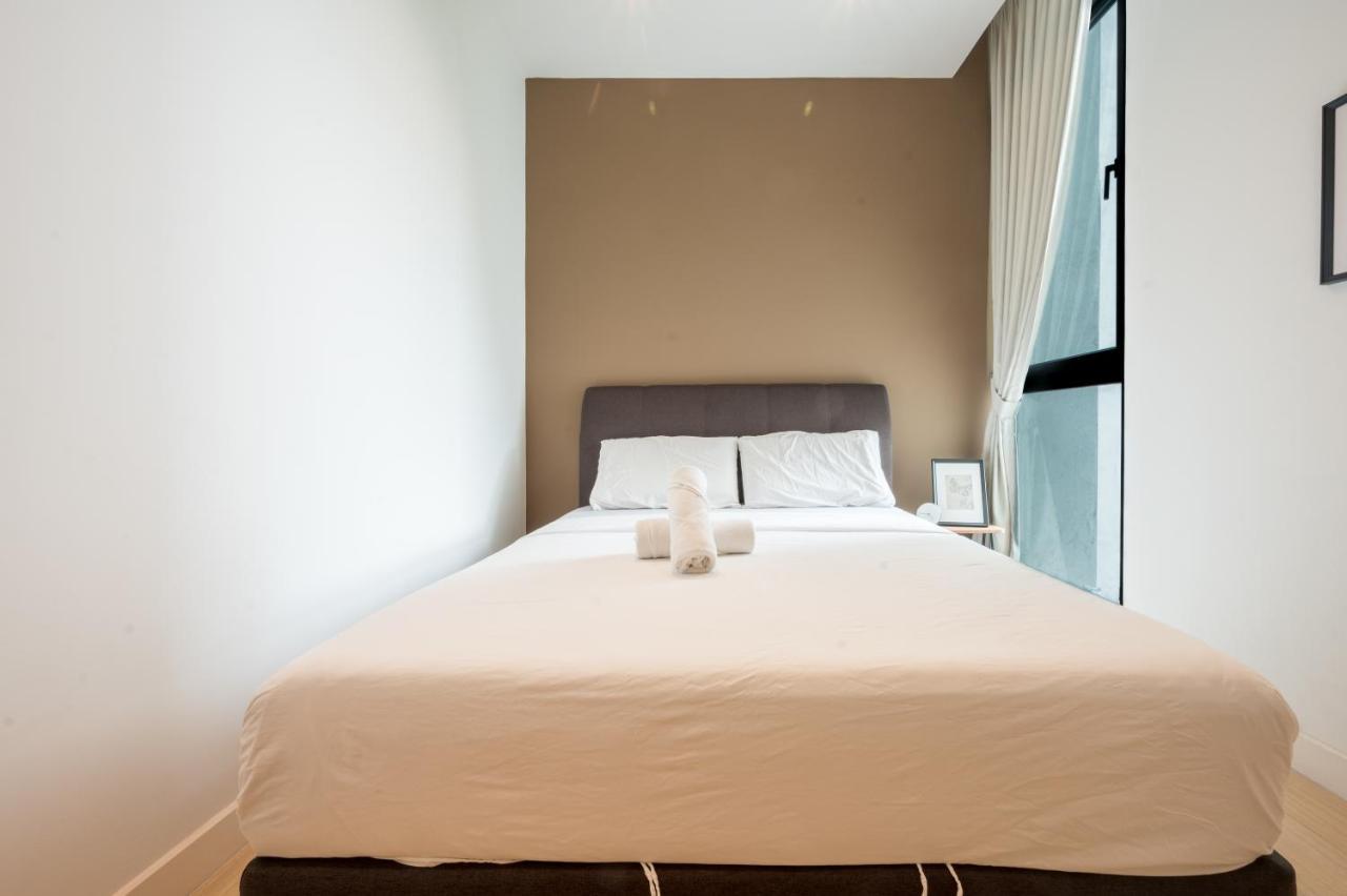 H20 Residence Ara Damansara By Airhost Petaling Jaya Esterno foto