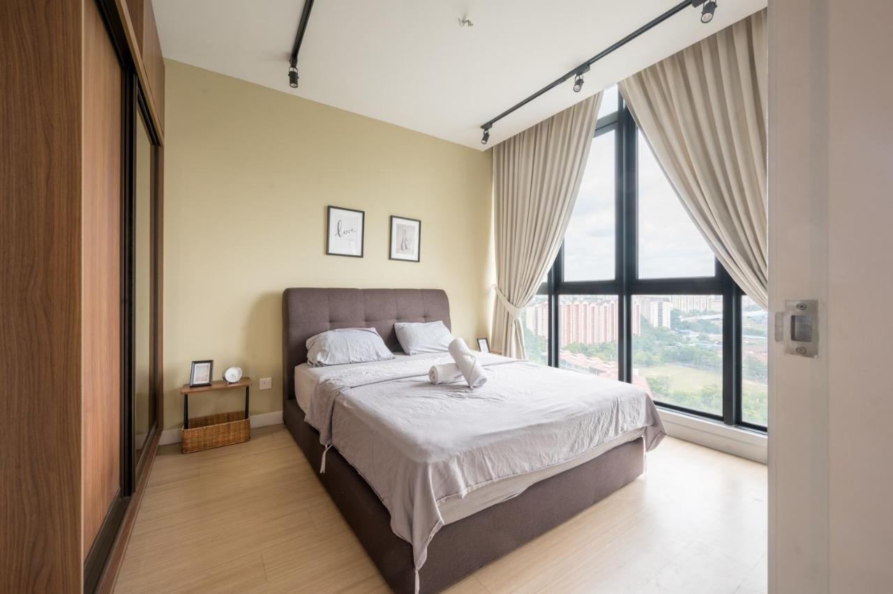 H20 Residence Ara Damansara By Airhost Petaling Jaya Esterno foto