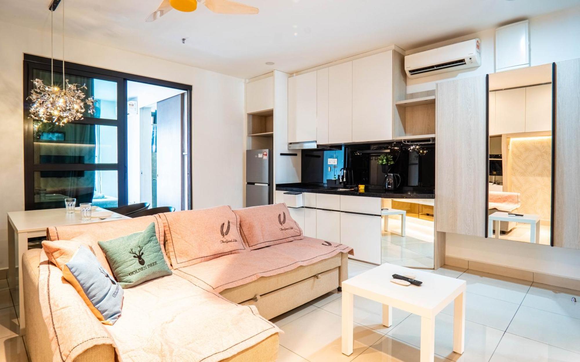 H20 Residence Ara Damansara By Airhost Petaling Jaya Esterno foto